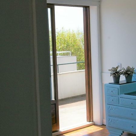 Blue Apartment Parede Beach House ภายนอก รูปภาพ