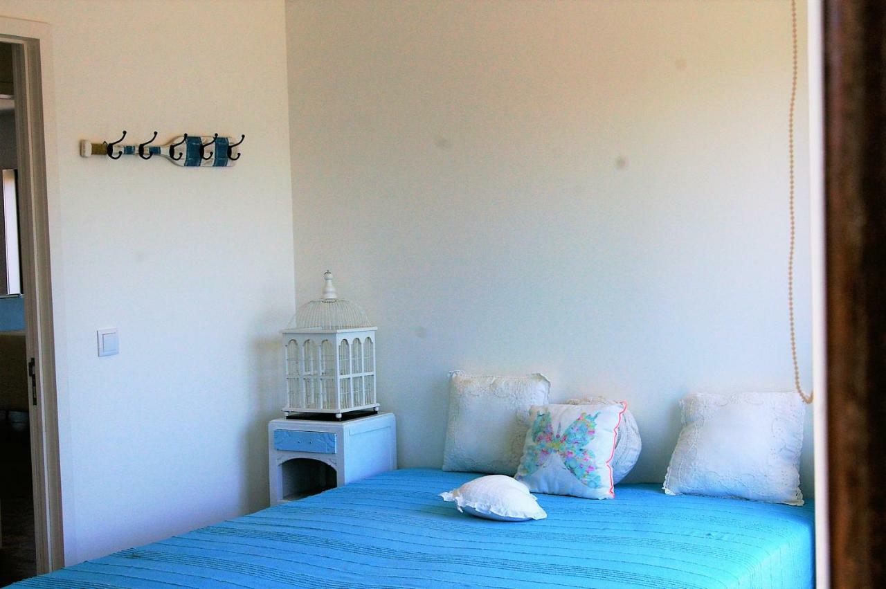 Blue Apartment Parede Beach House ภายนอก รูปภาพ