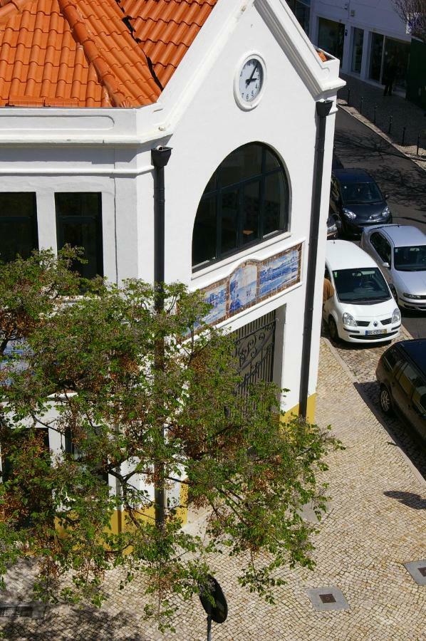 Blue Apartment Parede Beach House ภายนอก รูปภาพ